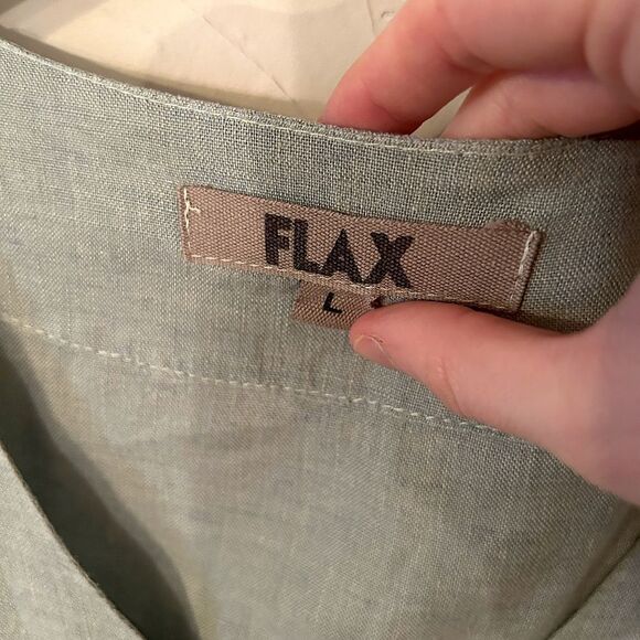 Flax Linen Women’s Size Large Light Dusty Sage Color Button up Blouse Top - Picture 6 of 9